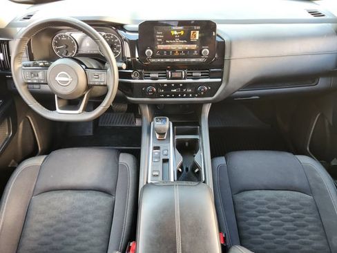 Used 2022 Nissan Pathfinder SV FWD image 24