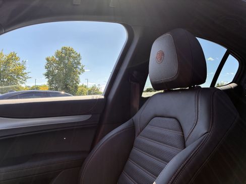 New 2025 Alfa Romeo Stelvio Sprint image 21
