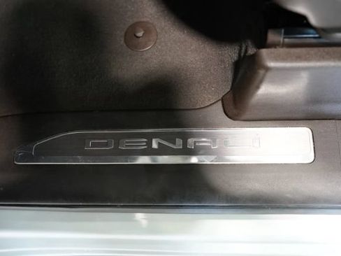 Used 2021 GMC Sierra 1500 Denali w/ Driver Alert Package II AWD/4WD image 45