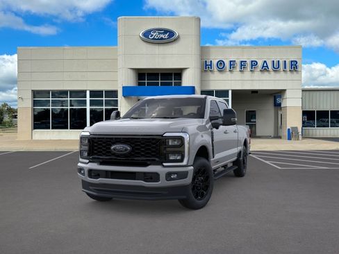 New 2026 Ford F250 Lariat w/ Black Appearance Package AWD/4WD image 24