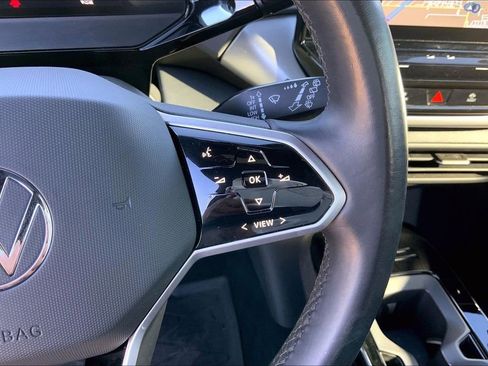 Used 2022 Volkswagen ID.4 Pro image 19