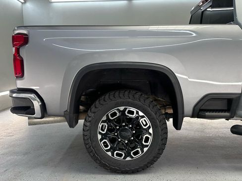 Used 2024 Chevrolet Silverado 2500 LTZ w/ LTZ Convenience Package AWD/4WD image 11