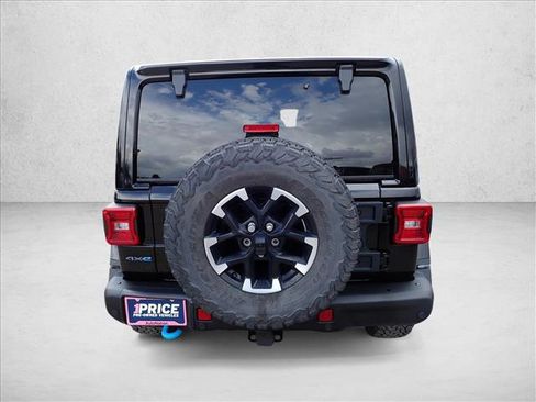 Used 2024 Jeep Wrangler Unlimited Rubicon 4xe AWD/4WD image 3