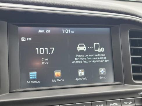 Used 2020 Hyundai Elantra SEL FWD image 22