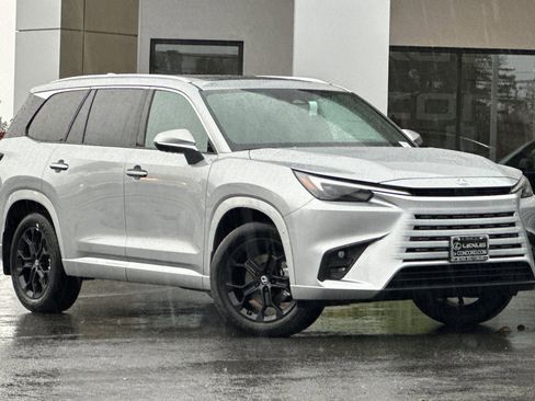 New 2026 Lexus TX 350 AWD image 2