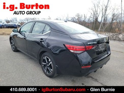 Used 2025 Nissan Sentra SV image 4