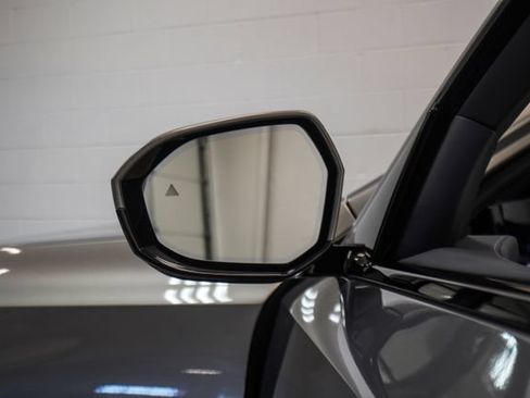 Used 2023 BMW 740i RWD image 39