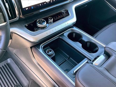 New 2026 Ford Expedition Max Platinum w/ Platinum Ultimate Package image 8