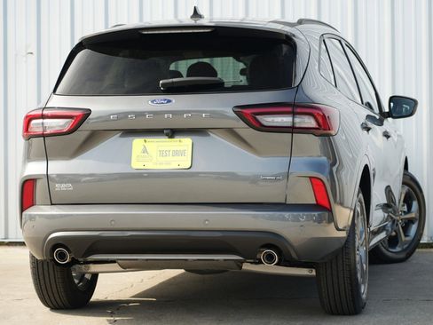 Used 2024 Ford Escape ST-Line Select w/ Tech Pack #1 image 4