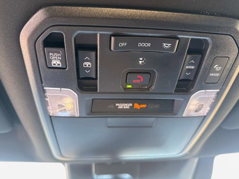 New 2025 Toyota Tundra Platinum RWD image 28