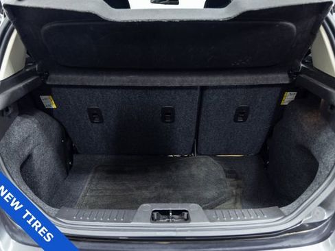 Used 2018 Ford Fiesta SE w/ Equipment Group 201A FWD image 9