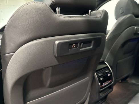 Used 2019 BMW X5 xDrive40i w/ Premium Package 2 AWD/4WD image 37