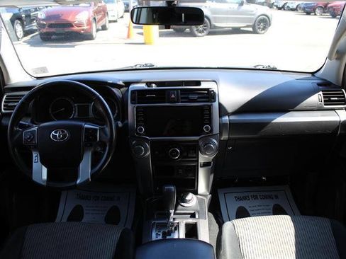 Used 2016 Toyota 4Runner SR5 AWD/4WD image 16