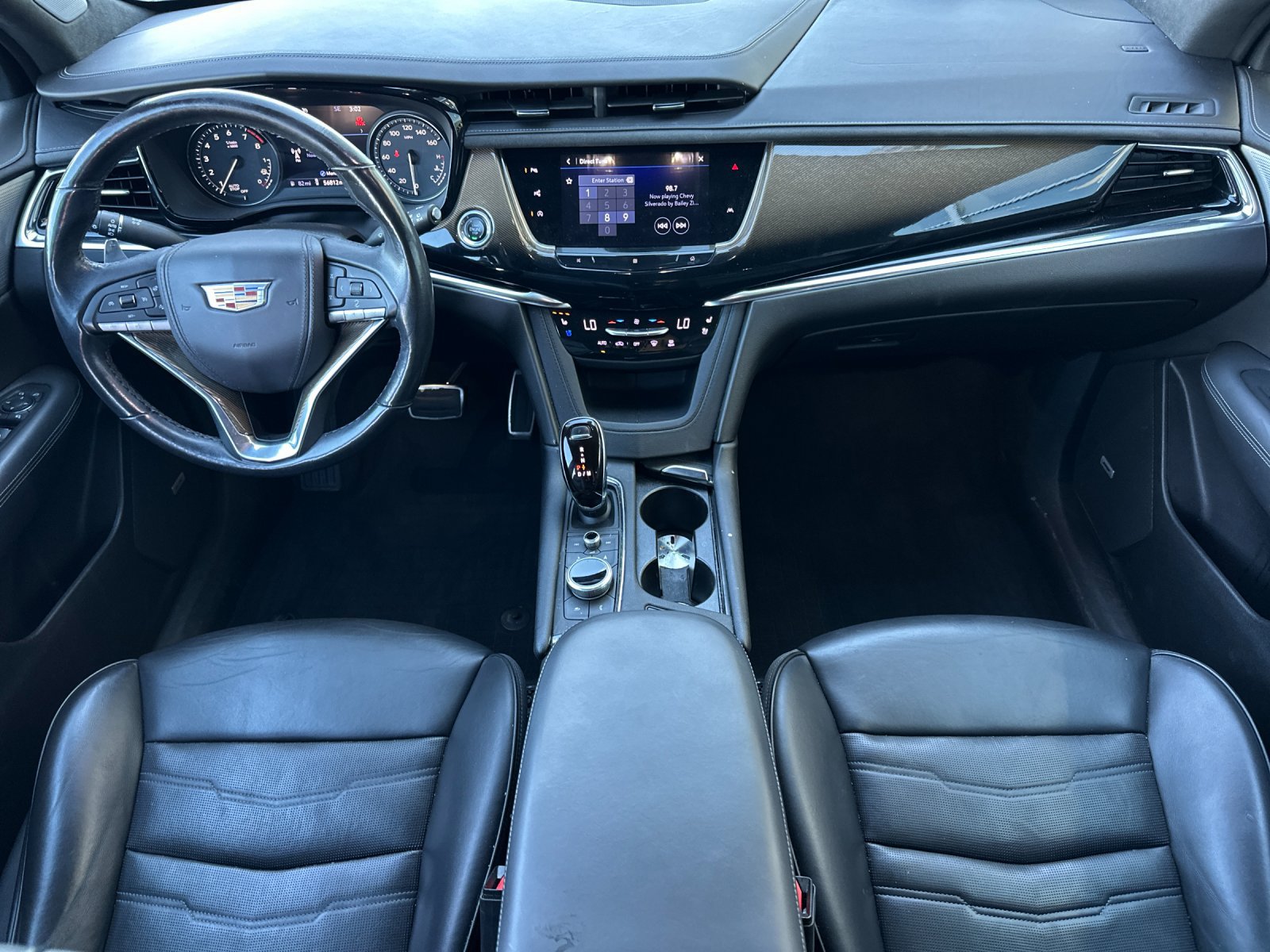 Used 2021 Cadillac XT6 Sport w/ Platinum Package AWD/4WD image 13