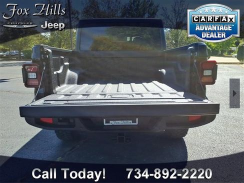 New 2025 Jeep Gladiator Willys image 10