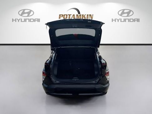 Certified 2025 Hyundai Kona SEL FWD image 25