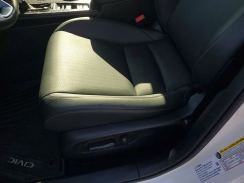 Used 2025 Honda Civic Sport Touring image 21