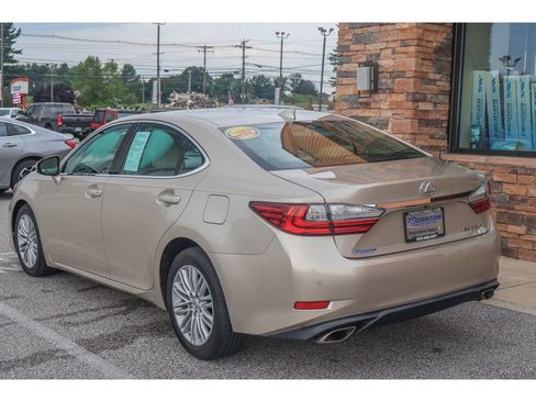 Used 2017 Lexus ES 350 w/ Premium Package FWD image 5