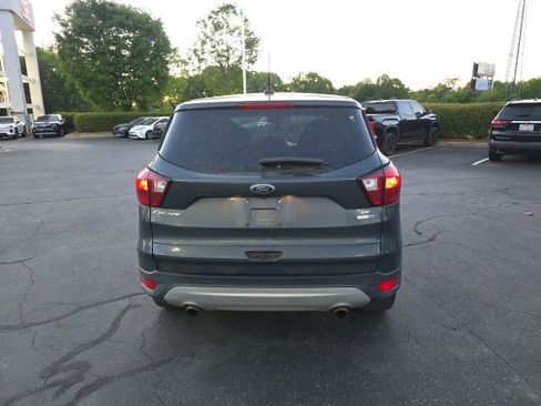 Used 2019 Ford Escape SE AWD/4WD image 9
