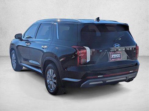 Used 2023 Hyundai Palisade SEL image 7