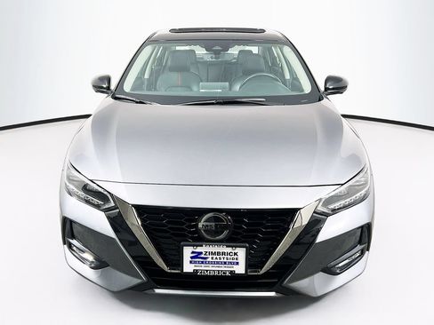 Used 2023 Nissan Sentra SR w/ SR Premium Package FWD image 2