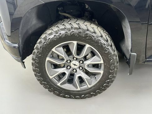 Used 2019 Chevrolet Silverado 1500 RST AWD/4WD image 8