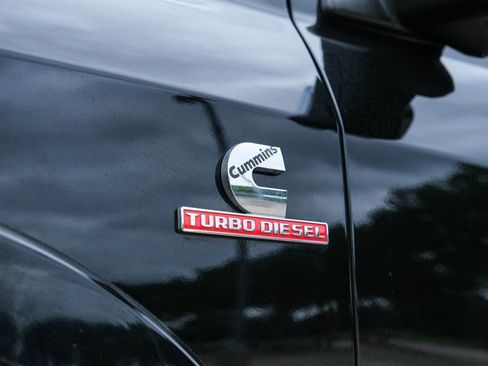 Used 2019 RAM 2500 Limited AWD/4WD image 29