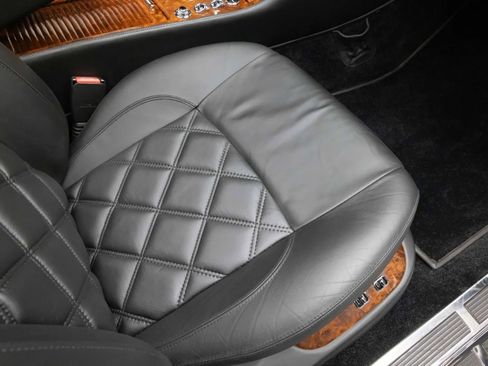 Used 2005 Bentley Arnage T RWD image 24
