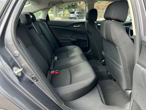 Used 2018 Honda Civic EX image 10