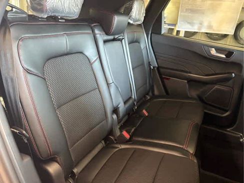 New 2025 Ford Escape ST-Line w/ Cold Weather Package image 30