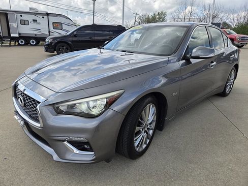 Used 2018 INFINITI Q50 Luxe w/ Essential Package (3.0T Luxe) image 7