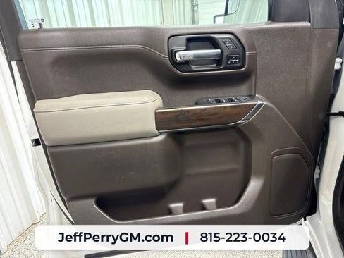 Used 2021 GMC Sierra 1500 SLT w/ SLT Premium Package AWD/4WD image 12