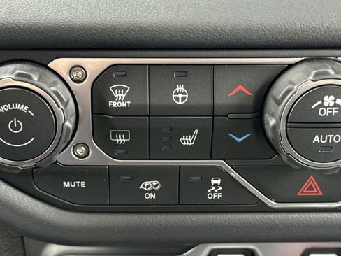 New 2026 Jeep Wrangler Unlimited Rubicon 392 image 19