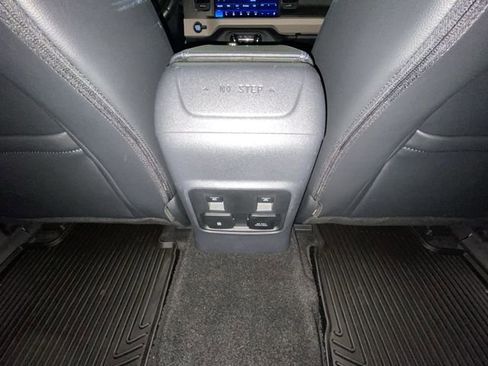 Used 2024 Ford Bronco Wildtrak AWD/4WD image 29