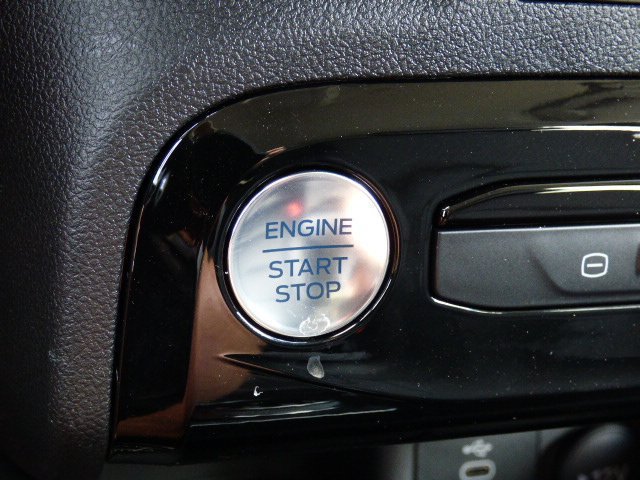 New 2025 Ford Escape SE FWD image 23
