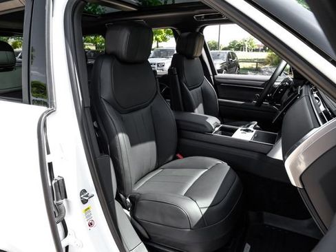 New 2026 Land Rover Range Rover SE AWD/4WD image 44