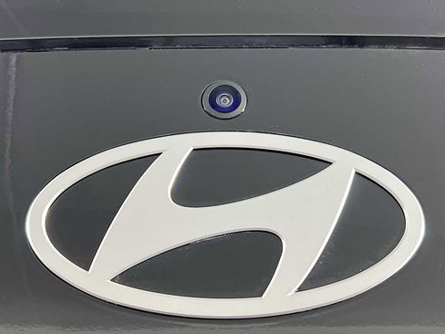 New 2026 Hyundai Elantra SEL Sport Premium image 18