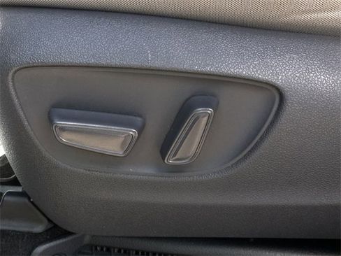 Used 2021 Toyota Sienna LE image 20