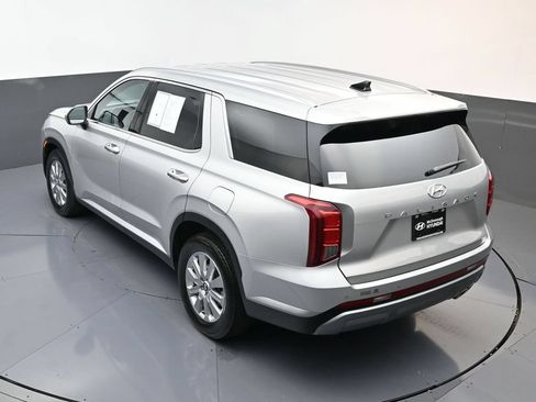 Used 2025 Hyundai Palisade SEL FWD image 19