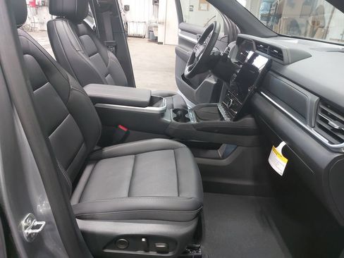 New 2026 GMC Terrain Elevation w/ Elevation Premium Package AWD/4WD image 10