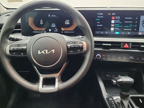 Used 2025 Kia K5 LXS FWD image 22
