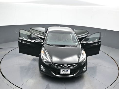 Used 2013 Hyundai Elantra GLS w/ Preferred Pkg image 44