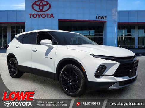 Used 2025 Chevrolet Blazer LT w/ Driver Confidence Package FWD image 1