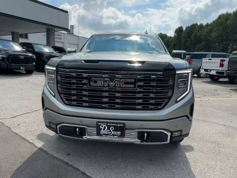 Used 2025 GMC Sierra 1500 Denali Ultimate AWD/4WD image 3