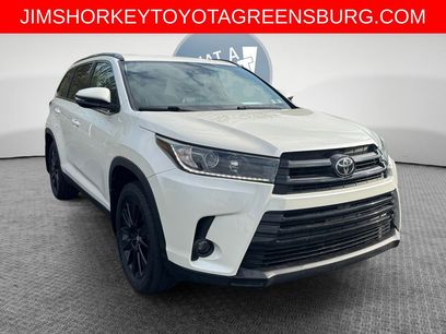 Used 2019 Toyota Highlander SE