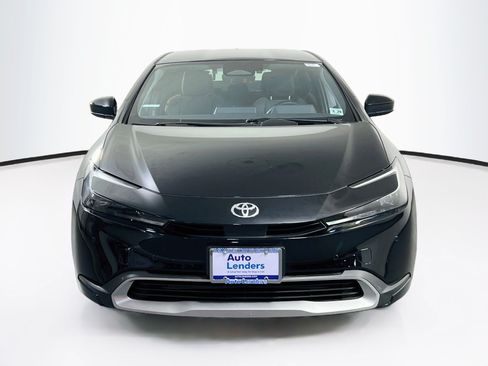 Used 2024 Toyota Prius Prime FWD image 2
