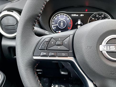 Used 2025 Nissan Versa SR w/ Trunk Package image 3