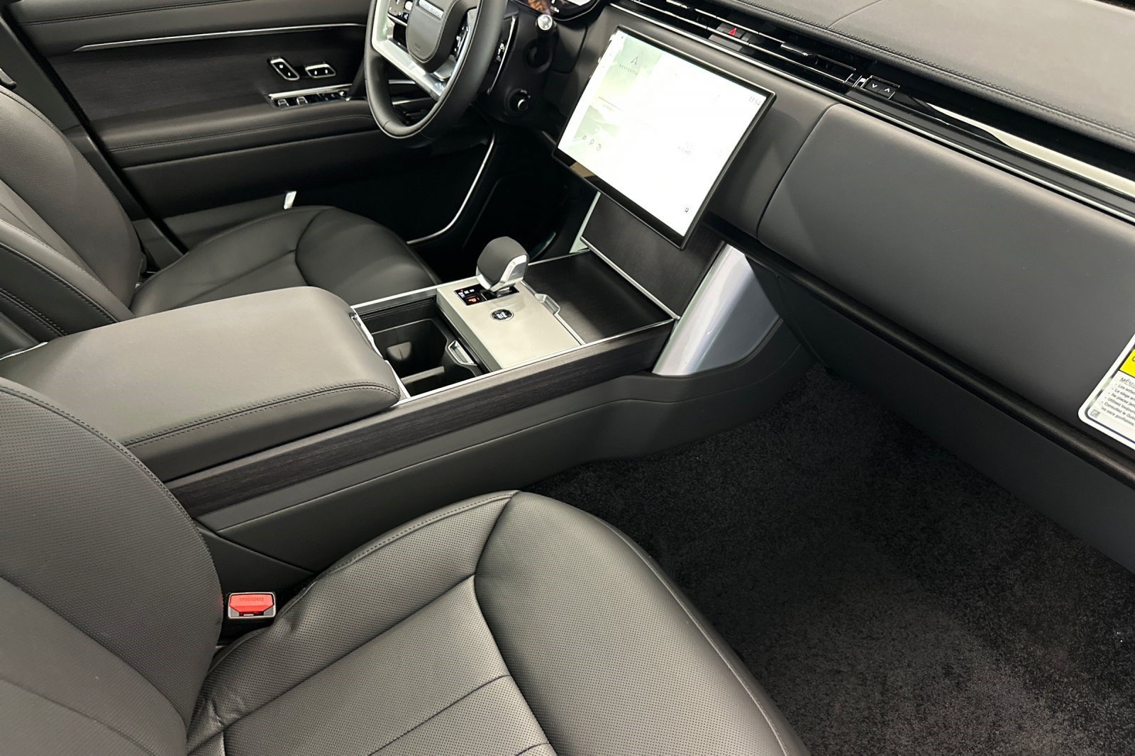 New 2026 Land Rover Range Rover SE AWD/4WD image 28