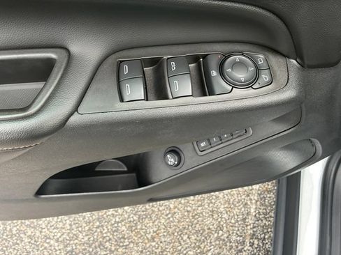 Used 2021 Chevrolet Equinox Premier AWD/4WD image 20