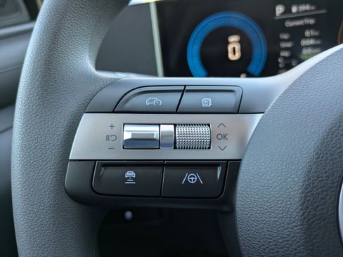 Certified 2026 Hyundai Tucson SE FWD image 17